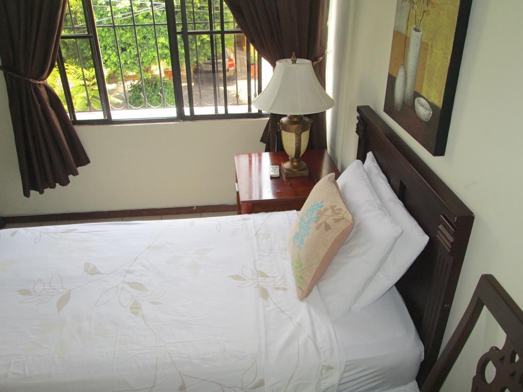 Hotel San Mateo San Salvador Pokój zdjęcie