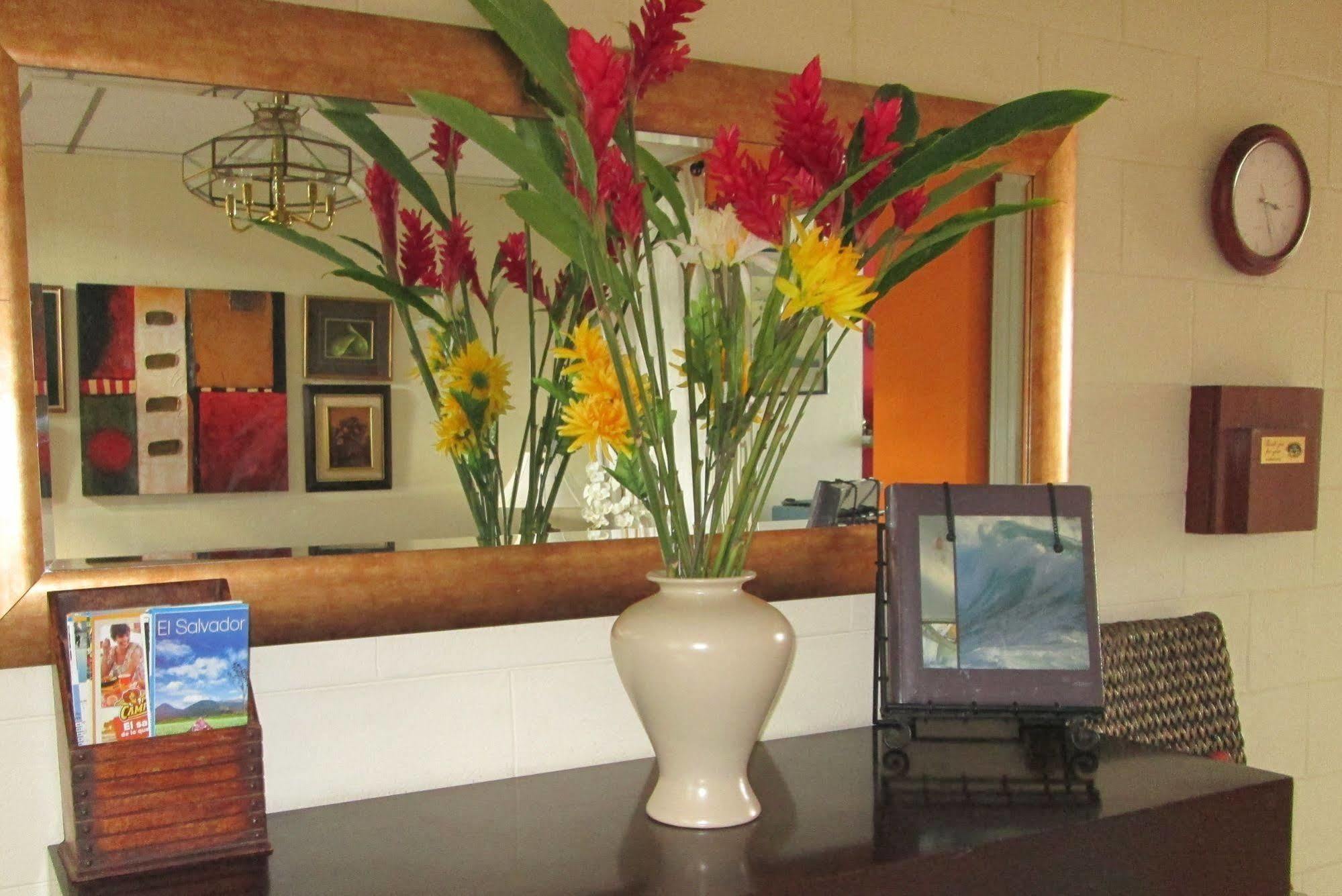 Hotel San Mateo San Salvador Zewnętrze zdjęcie